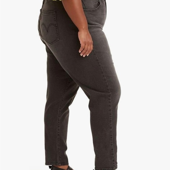 Levi's Women's High Waisted Mom Jeans (in Plus) Size24 W - Picture 2 of 8